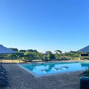 http://agriturismo-podere-la-fornace-tordibetto.hotels-perugia.com