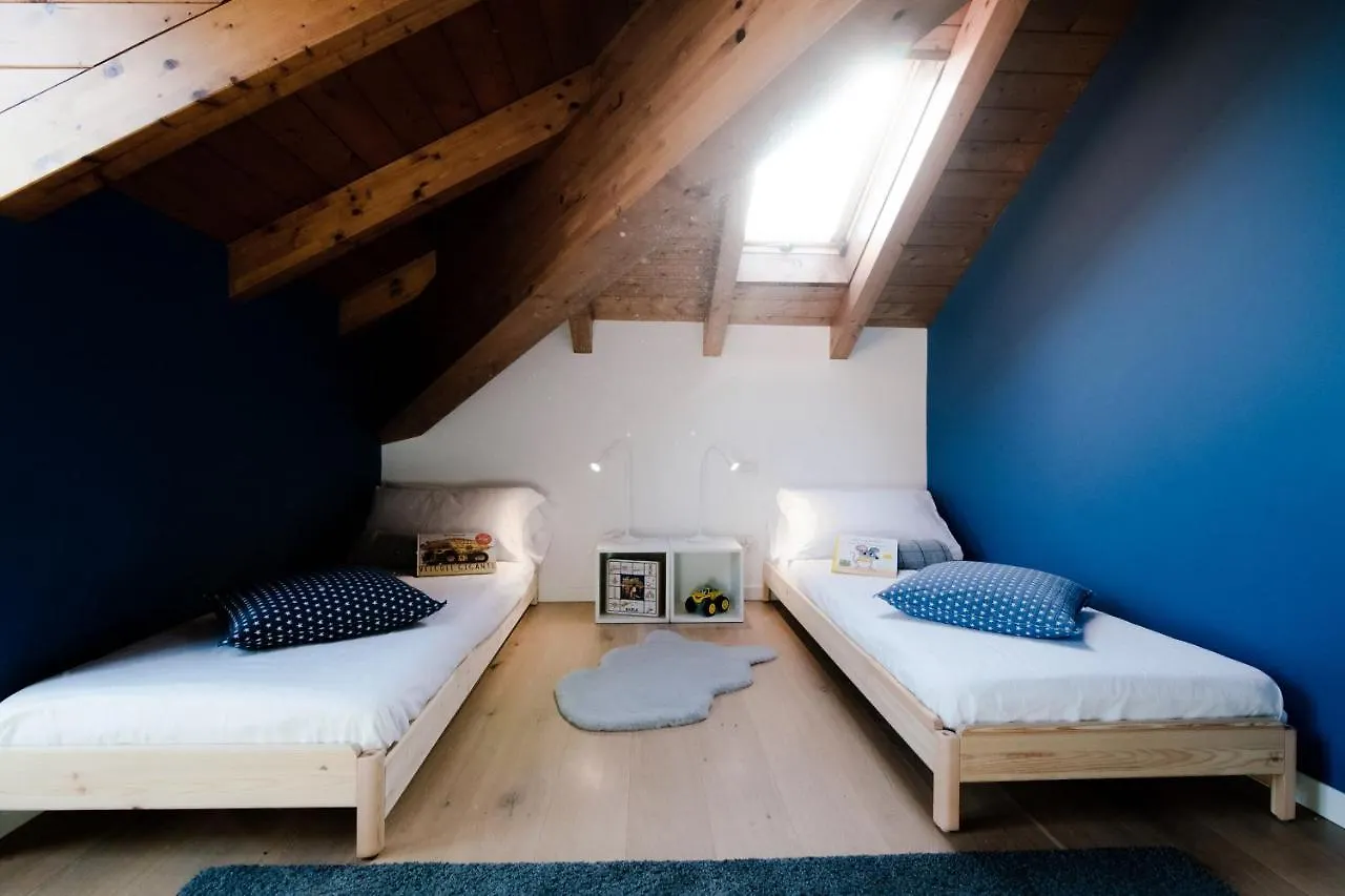 Modern Luxury Attic - Bymyhomeincomo